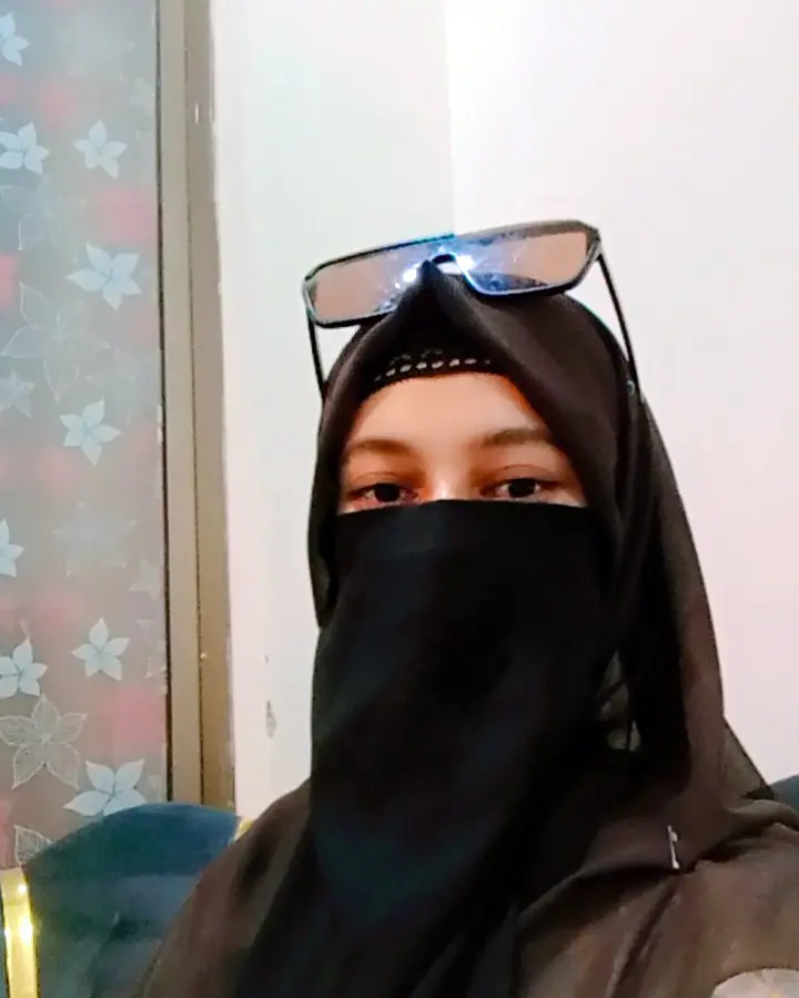 Sana Asrar, Mathematics tutor